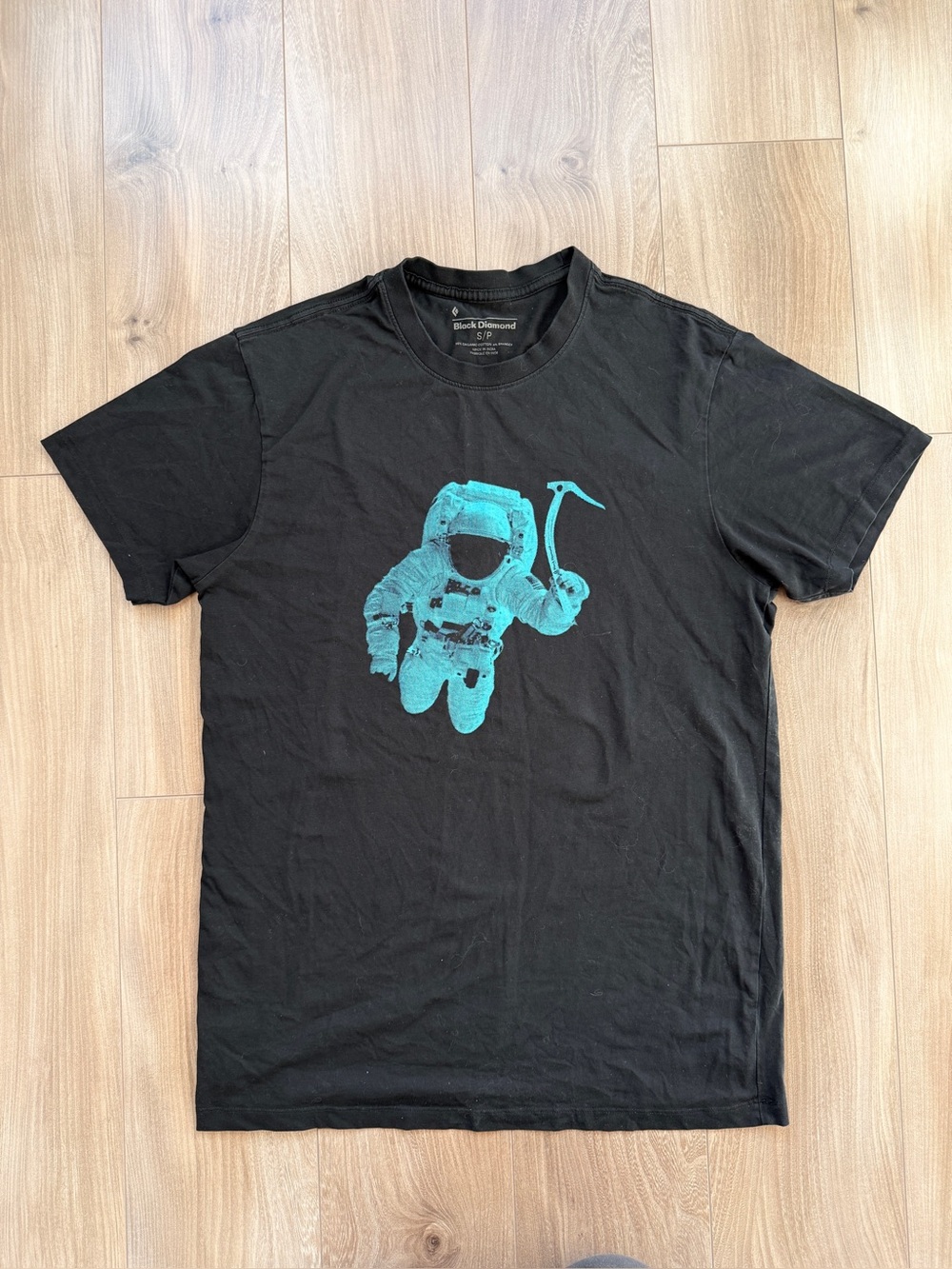 Black Diamond Astronaut Ice Axe Tee Black Organic Cotton Mens S Gorpcore